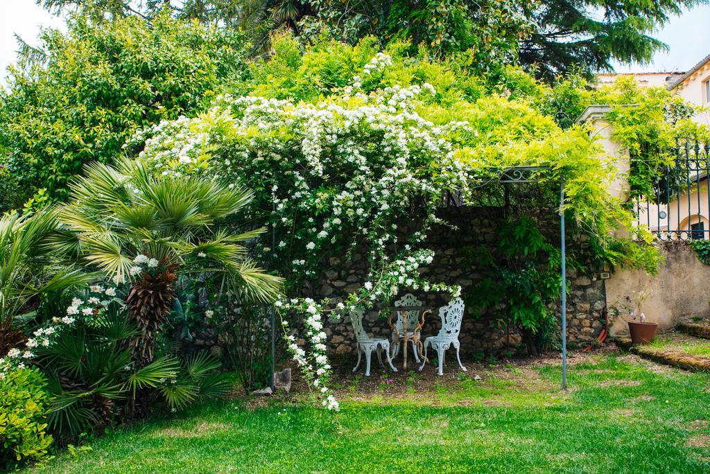 Agriturismo Castello Santa Margherita Cori Exteriör bild