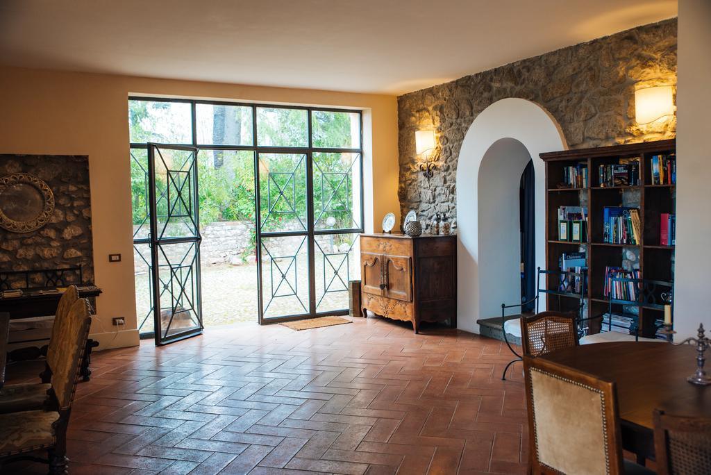 Agriturismo Castello Santa Margherita Cori Exteriör bild